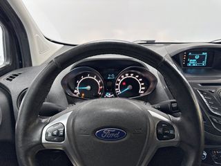 FORD Tourneo Courier 1.0 Ecoboost Titanium