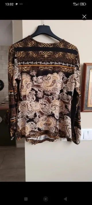 Camiseta JAVIER SIMORRA estampado paisley