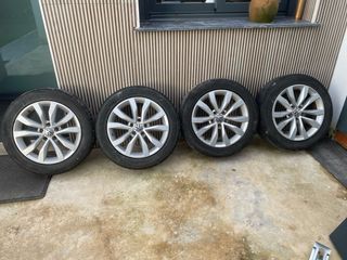 Llantas Volkswagen 17 con neumáticos