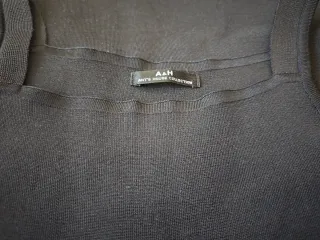 Falda de punto A&H negra