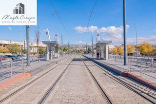 Piso en venta en Barrio de Zaidín en Granada