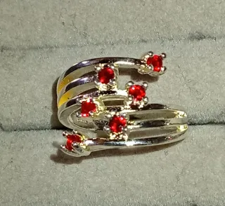 Anillo Plata Ley 925 con Circonitas Rojas