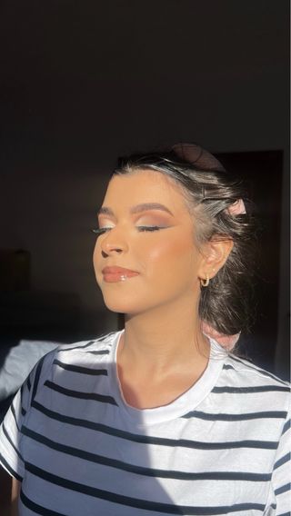 Maquillaje profesional oro y rosa