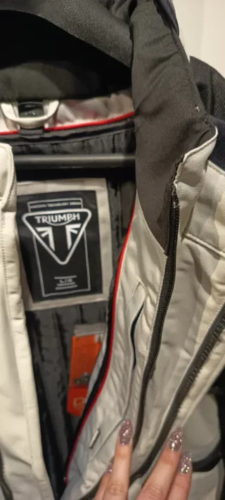 Chaqueta Triumph Blanca Talla L