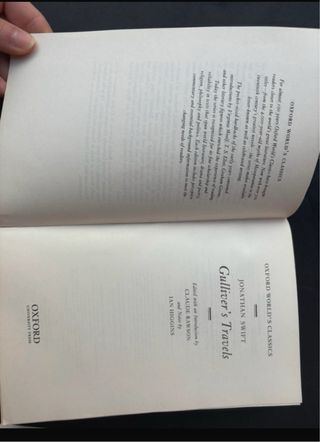 Gulliver's Travels y Robinson Crusoe