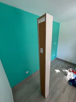 Estantería alta blanca