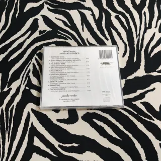 Júlio Pereira Janelas Verdes