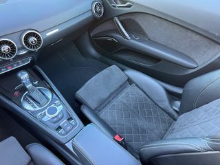 Audi TTS ROADSTER QUATTRO / Año 2023
