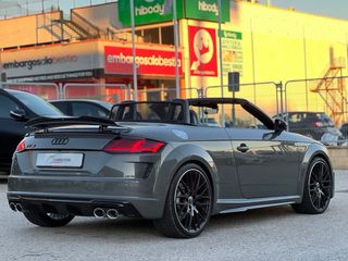 Audi TTS ROADSTER QUATTRO / Año 2023