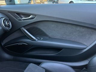 Audi TTS ROADSTER QUATTRO / Año 2023