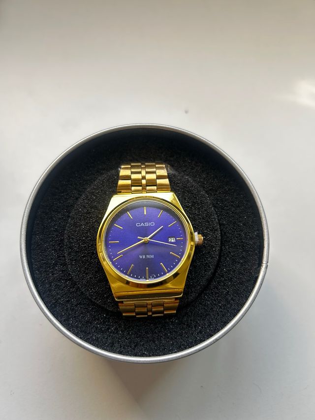 Reloj Casio Dorado Esfera Azul