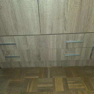 Armario 3 puertas madera roble casi nuevo260€