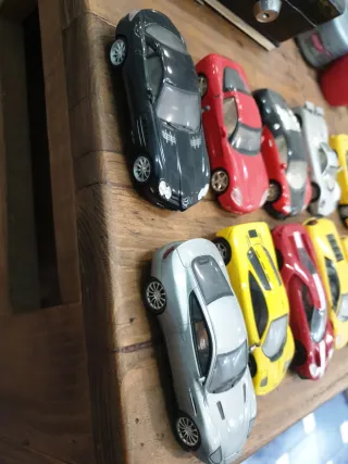 Coches Deportivos Escala 1:43