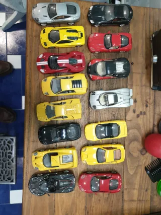 Coches Deportivos Escala 1:43