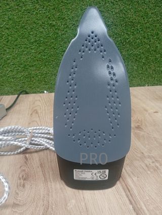 RUSSELL HOBBS PLANCHA