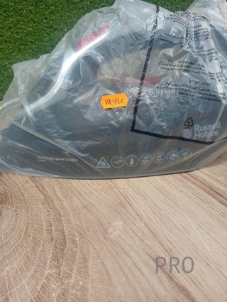 RUSSELL HOBBS PLANCHA