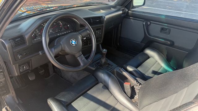 BMW M3 E30 1987