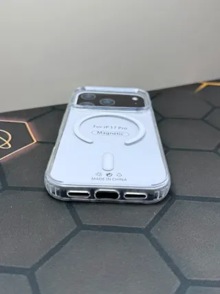 Custodia iPhone 17 Pro Magnetica