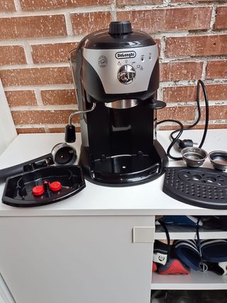 Cafetera De'longhi EC220.CD