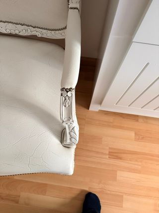 Sofá Luis XIV Blanco Piel Sintética