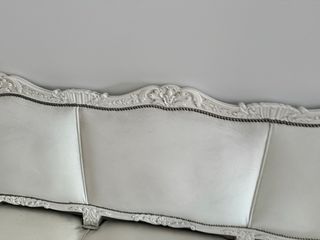 Sofá Luis XIV Blanco Piel Sintética