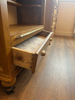 Mueble auxiliar con ruedas