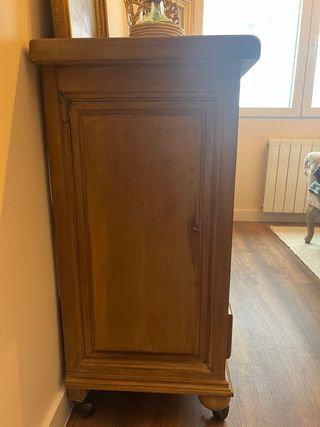 Mueble auxiliar con ruedas