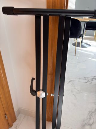 Soporte de teclado negro