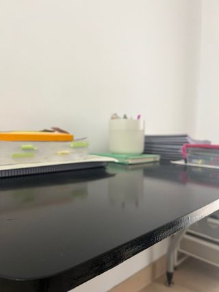 Silla de oficina negra + mesa