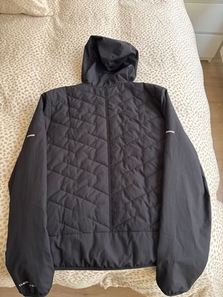 Chaqueta Nike Therma-FIT  Repel Running Negra.