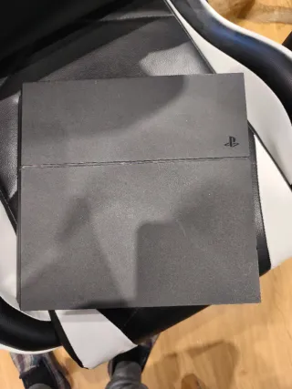 PlayStation4 con mando Pro de Fortnite