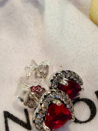 Pendientes Pandora Corazón Rojo y Circonitas