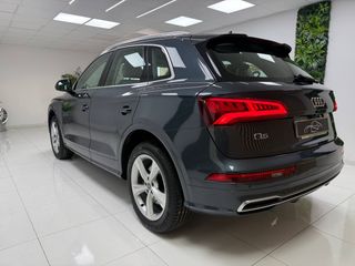 AUDI Q5 40 TDI S line quattro-ultra St