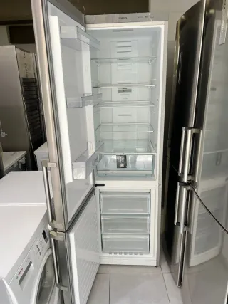 NEVERA COMBI SIEMENS NO FROST ENERGÍA A+