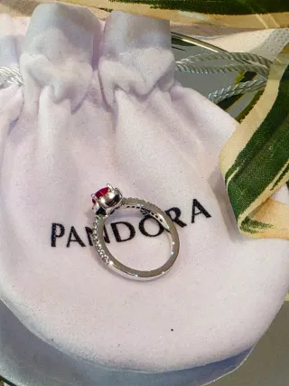 Anillo Pandora Plata 925 Corazón Rojo
