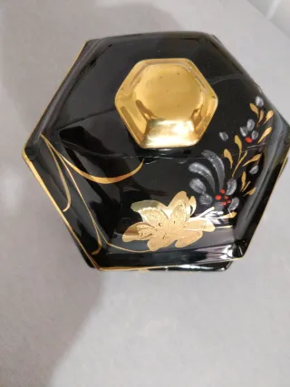 Bombonera porcelana pintada oro a mano