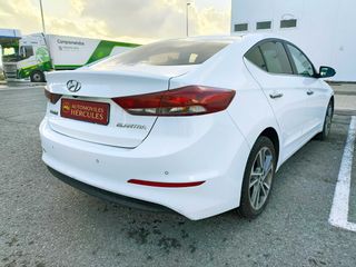 Hyundai Elantra 2018 LIBRO OFICIAL COMPLETO