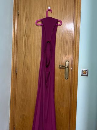 Vestido largo morado de fiesta