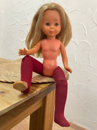 Muñeca Nancy Flexi de Famosa