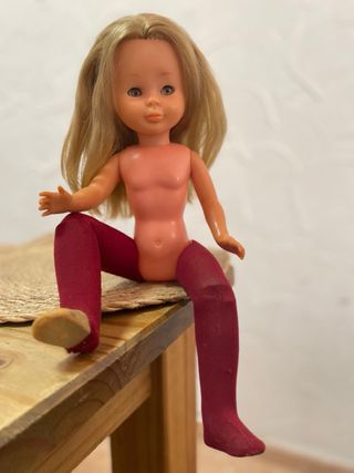 Muñeca Nancy Flexi de Famosa