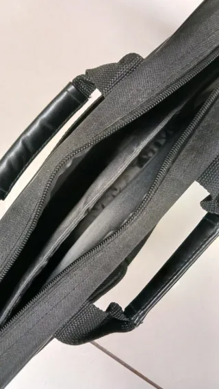 Maletín HP Negro para Portátil