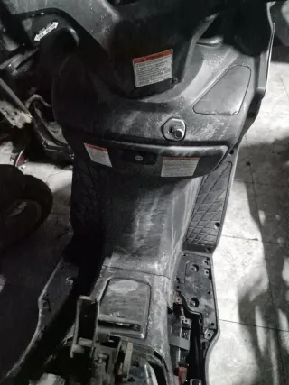 Varios Suzuki Burgman 125cc Carburación