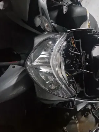 Varios Suzuki Burgman 125cc Carburación