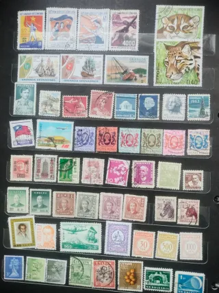 Sellos Mundiales Años 80 y 3 Albunes