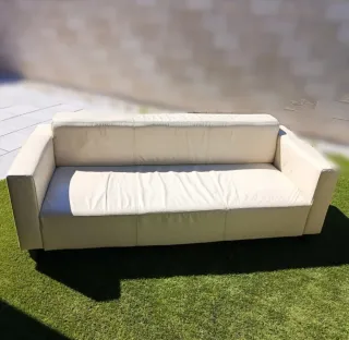 Sofa de piel beige Ikea (2 unidades)