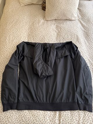 Chaqueta deportiva Nike negra