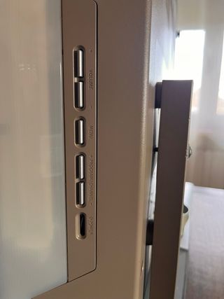 Televisión Philips Negra 32