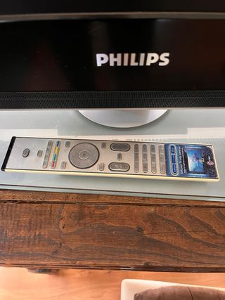 Televisión Philips Negra 32