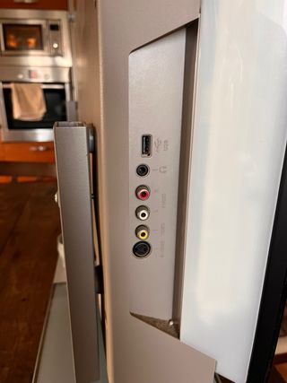 Televisión Philips Negra 32