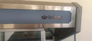 Vitrina expositora refrigerada Infrico